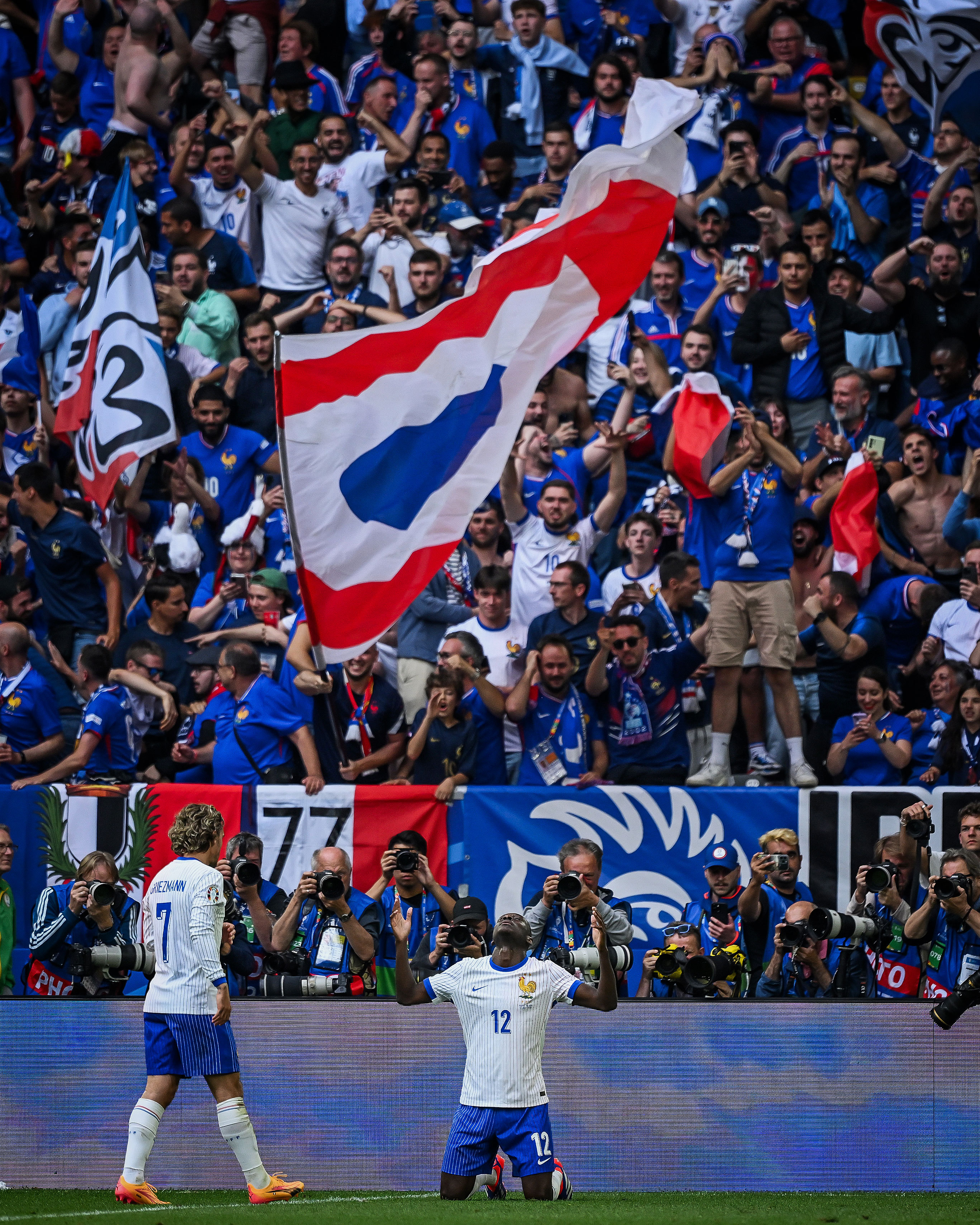 比利时队将迎战法国队,决战场上的简单介绍 比利时队将迎战法国队,决战场上的简单介绍